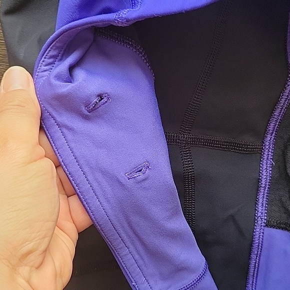 Lululemon Athletica Run Legging 3/4 Crop - Size 6 - Picture 7 of 9